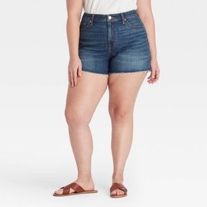 Universal Thread Vintage Midi Cut Off Plus Size Denim Shorts Size 22W